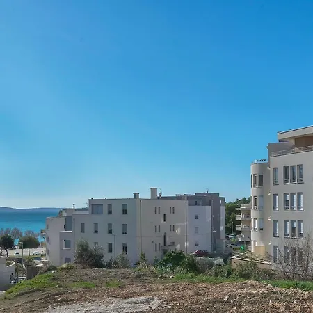 And Excelsior 스플리트