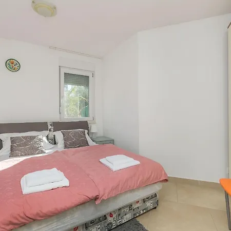 아파트 And Excelsior 스플리트