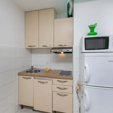 Apartman And Excelsior *