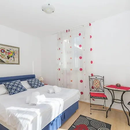 And Excelsior Σπλιτ