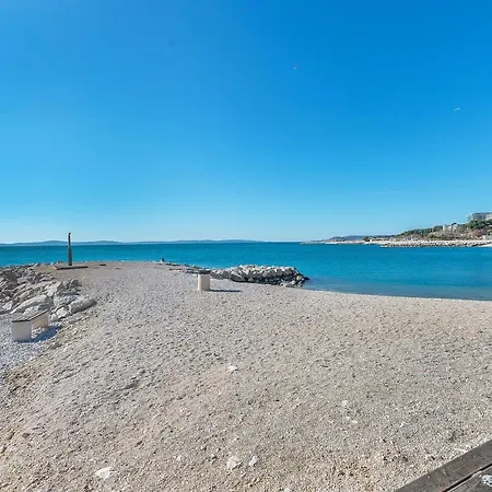 And Excelsior Σπλιτ